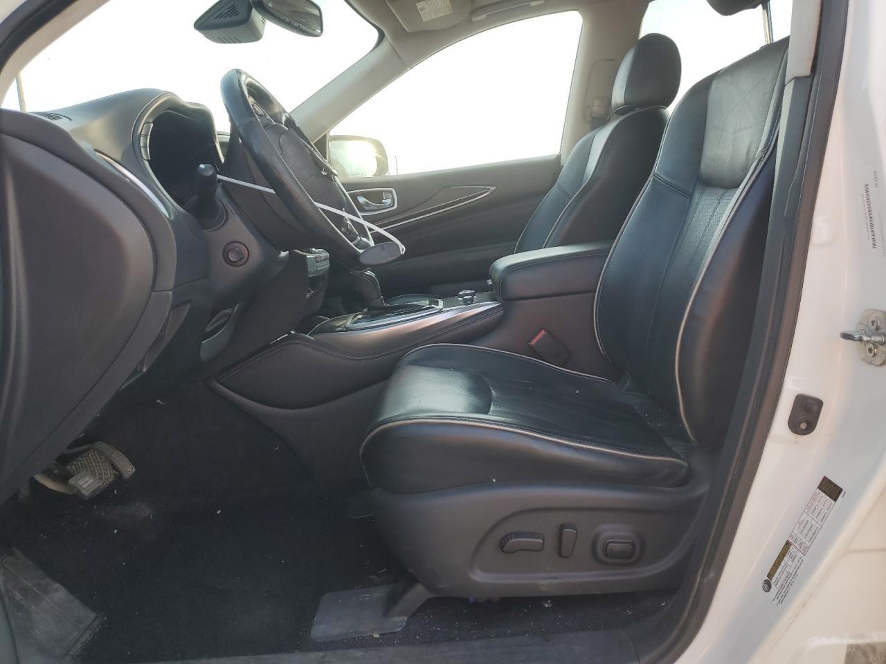 2019 INFINITI QX60 LUXE - Image 7