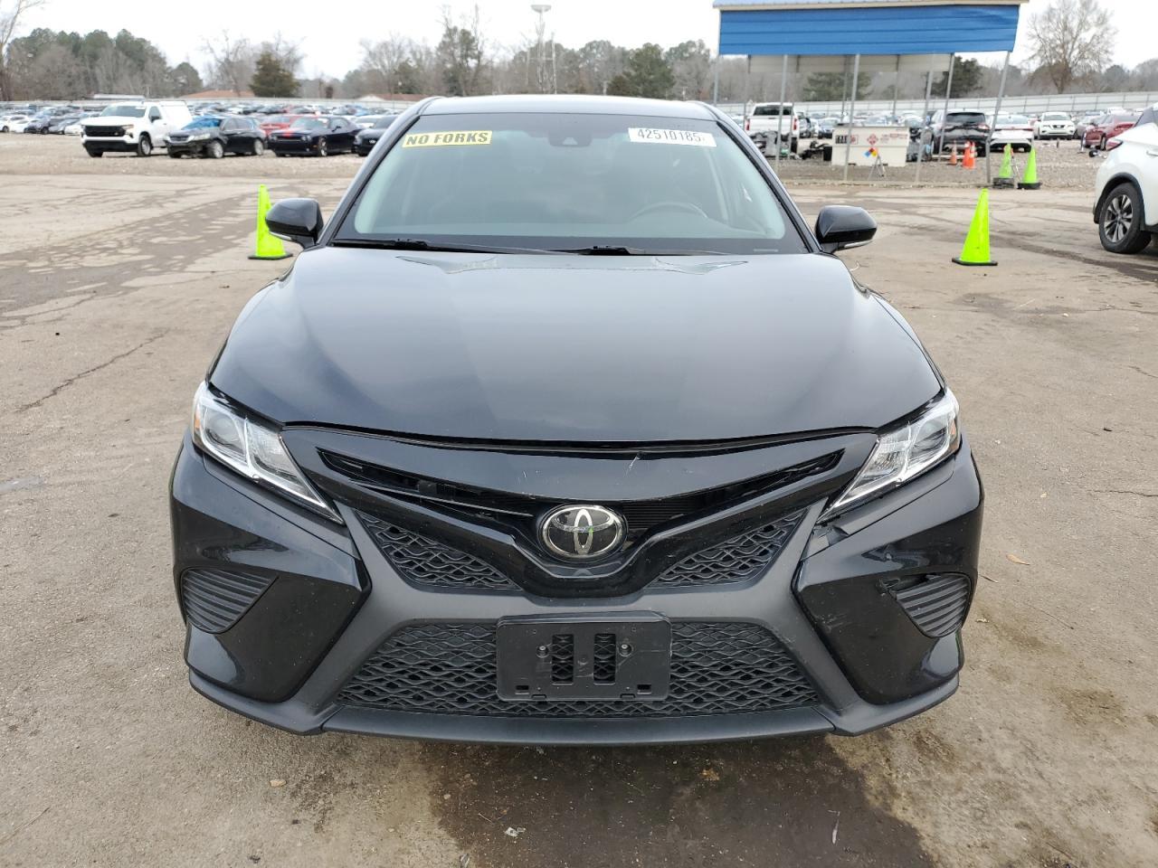 2018 TOYOTA CAMRY L - Фото 5