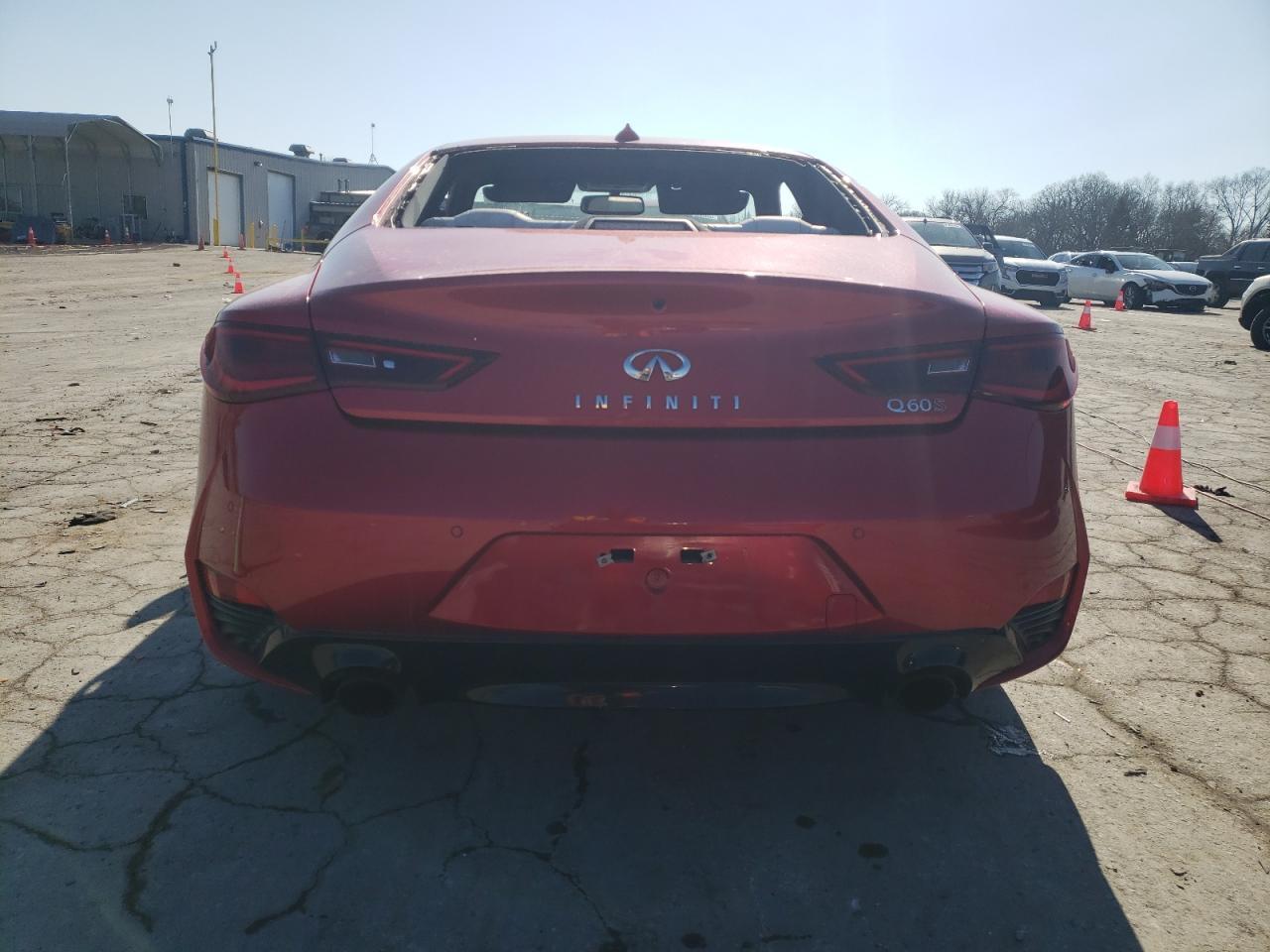 2017 INFINITI Q60 RED SP - Image 6