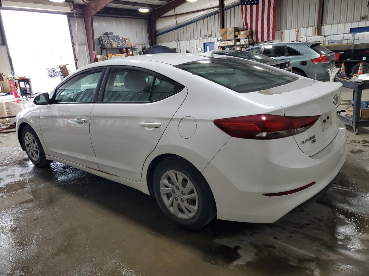 2017 HYUNDAI ELANTRA SE - Image 2