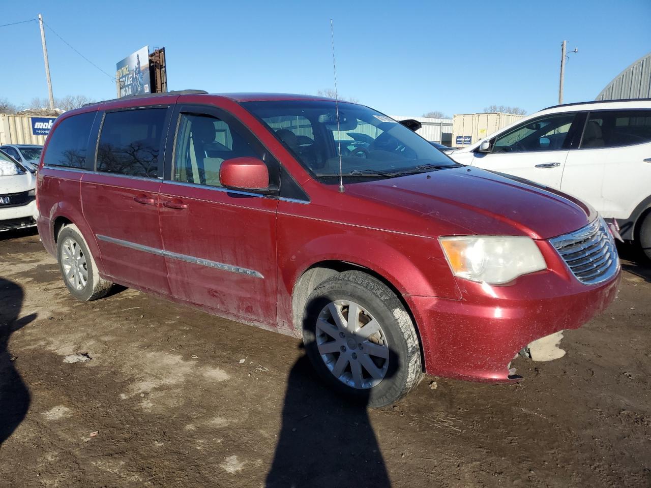 2014 CHRYSLER TOWN & COU - Фото 4