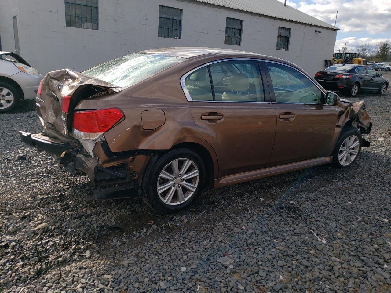 2012 SUBARU LEGACY 2.5 - Image 3