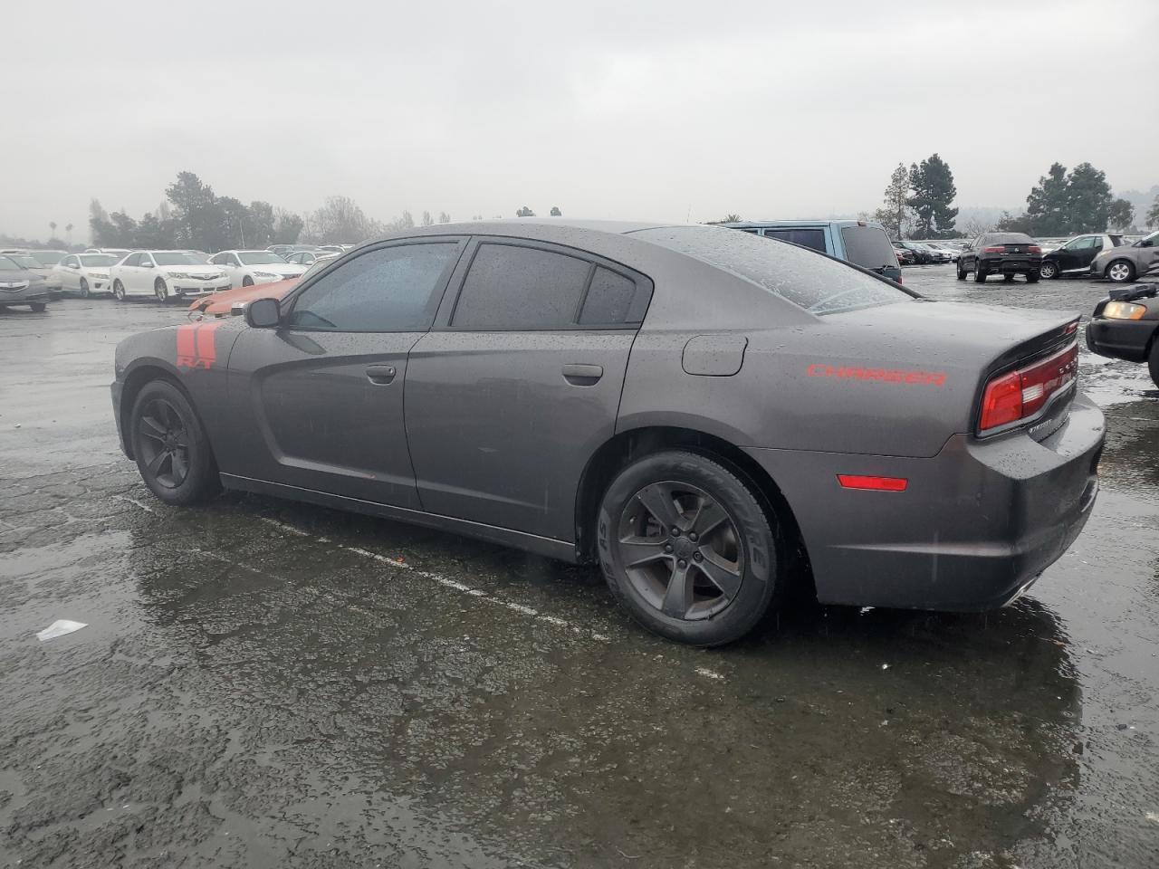 2013 DODGE CHARGER SE - Image 2
