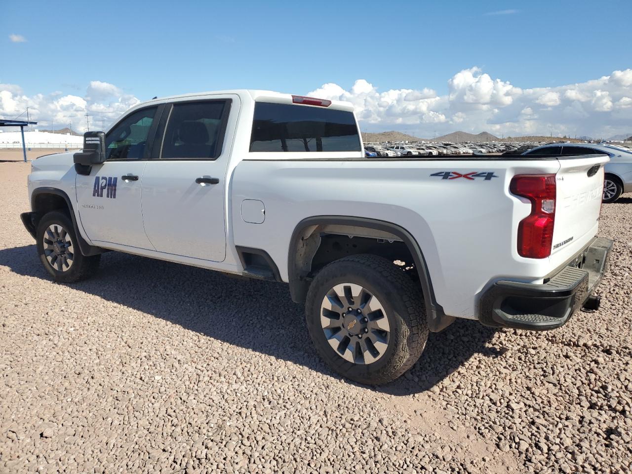 2024 CHEVROLET SILVERADO - Фото 2