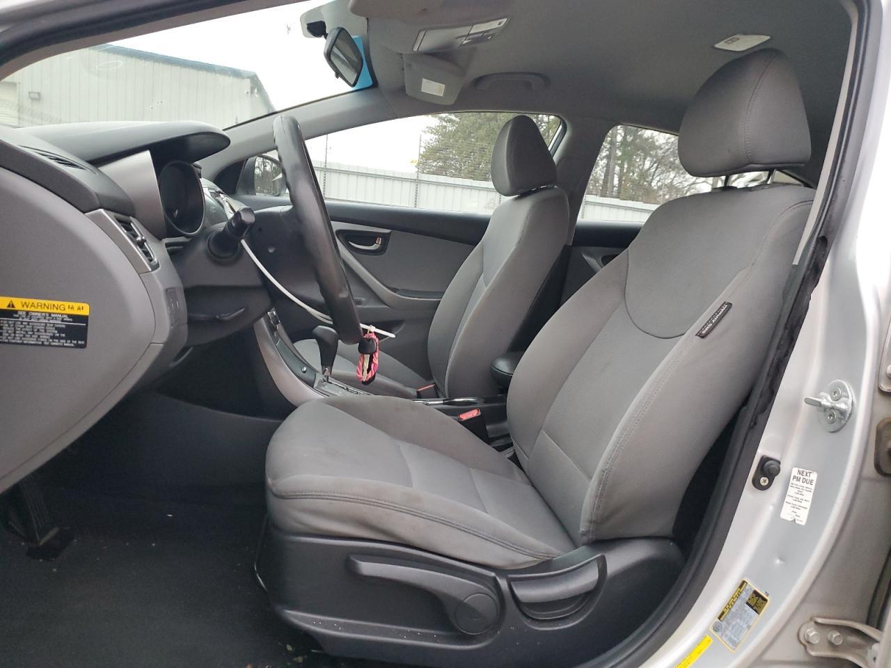 2013 HYUNDAI ELANTRA GL - Image 7