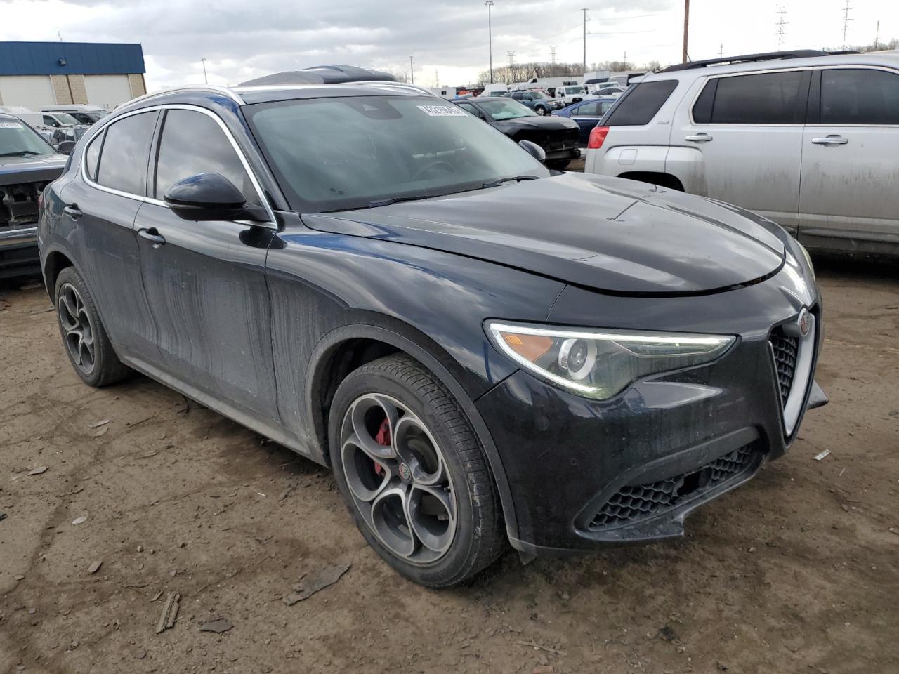 2019 ALFA ROMEO STELVIO TI - Image 4