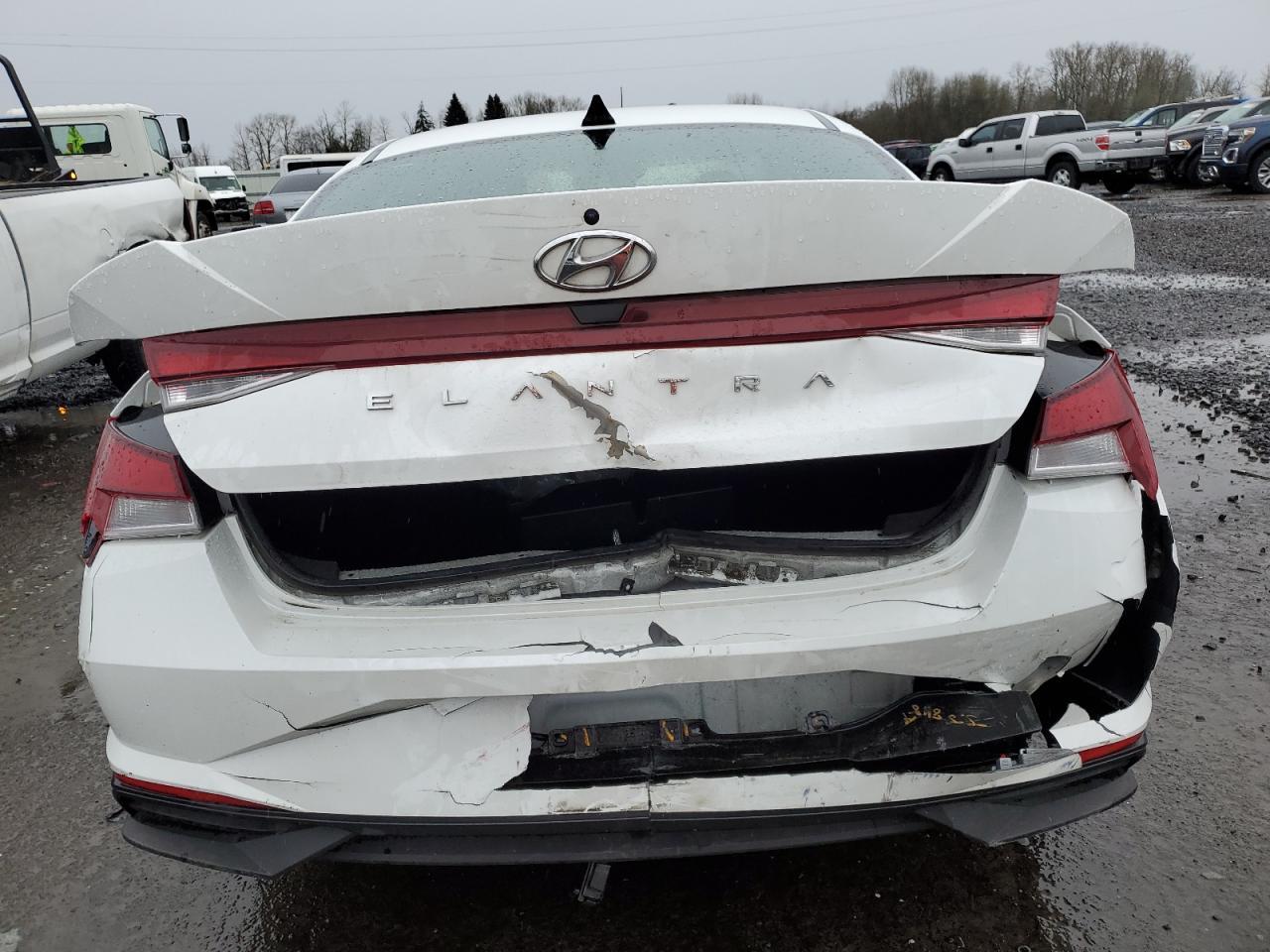 2022 HYUNDAI ELANTRA SE - Фото 6