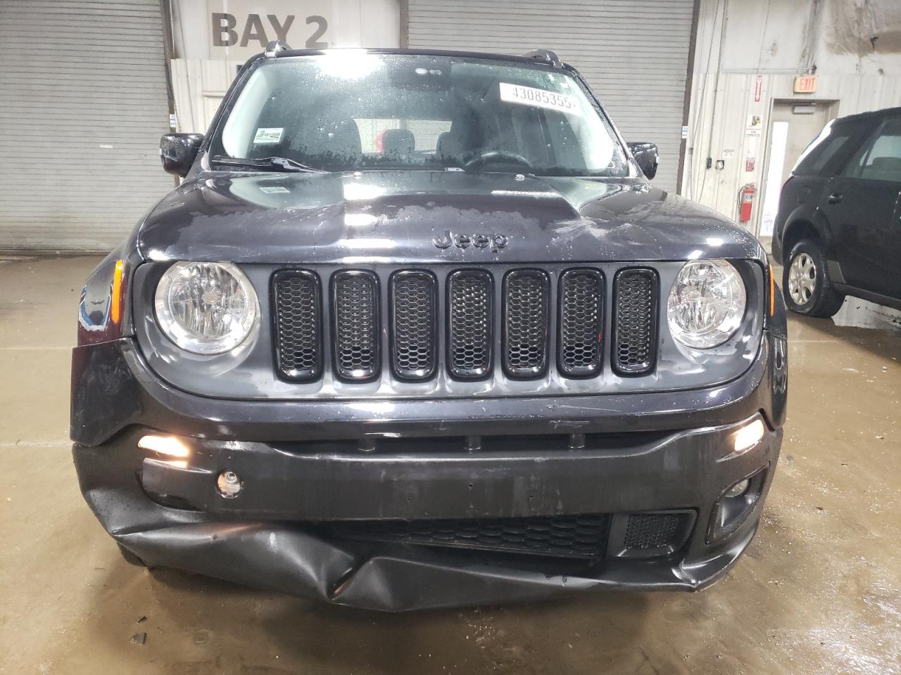 2016 JEEP RENEGADE L - Image 5