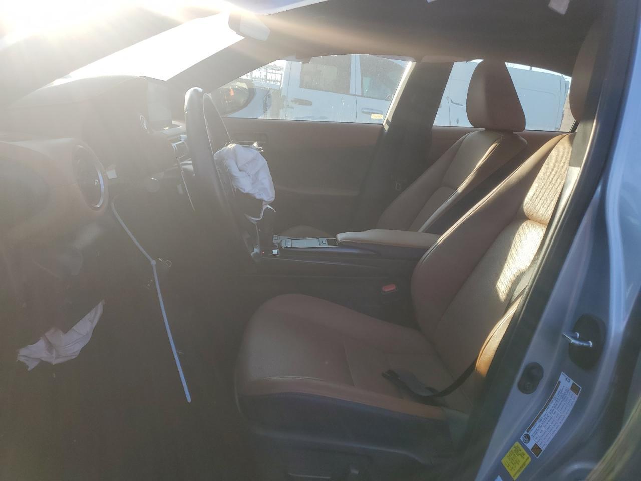 2021 LEXUS IS 300 - Фото 7