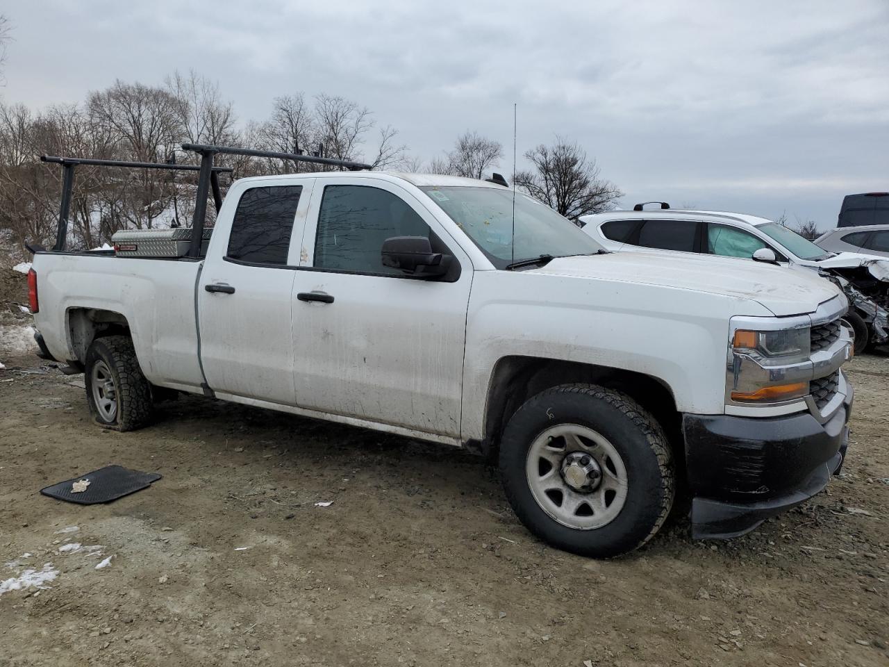 2017 CHEVROLET SILVERADO - Фото 4