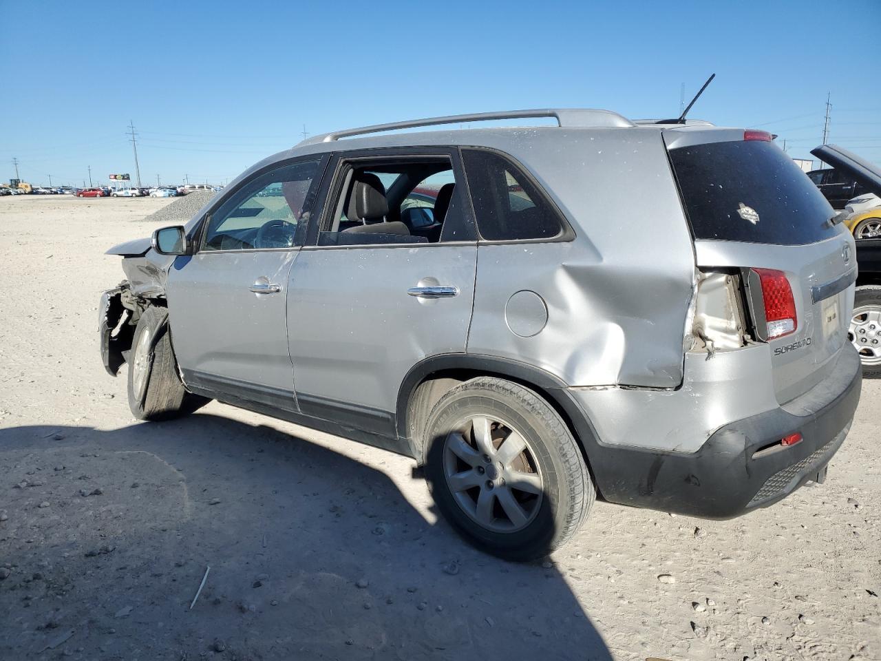 2012 KIA SORENTO BA - Image 2