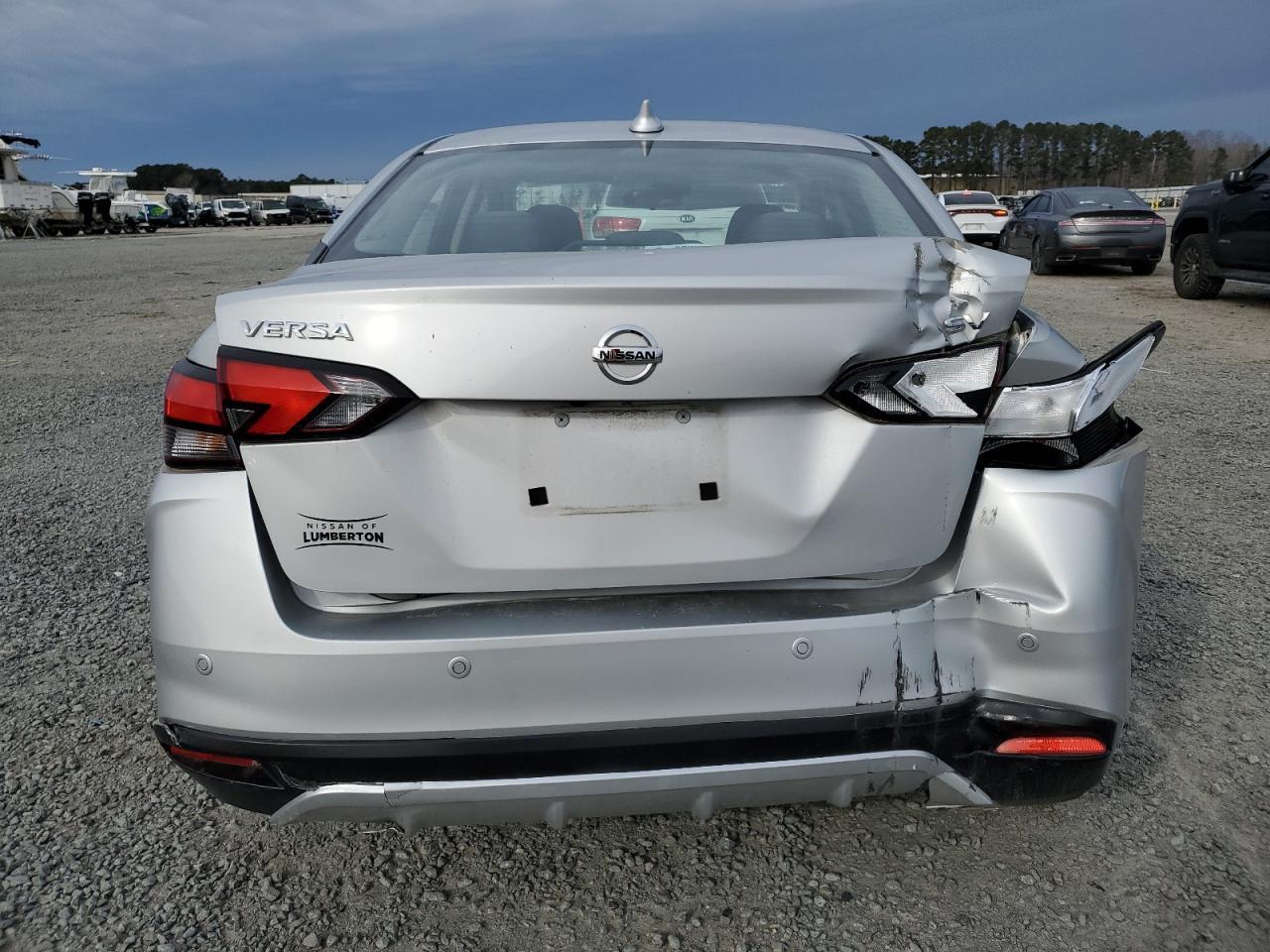2021 NISSAN VERSA SV - Фото 6