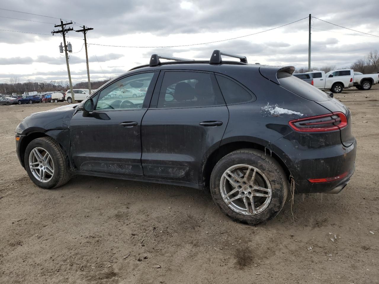2015 PORSCHE MACAN S - Image 2
