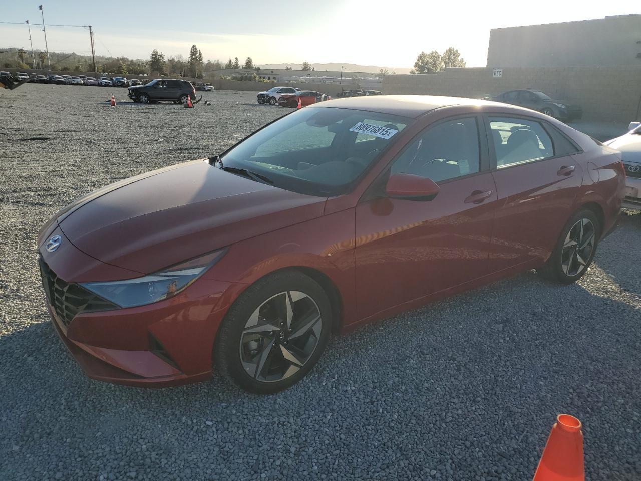 2023 HYUNDAI ELANTRA SE