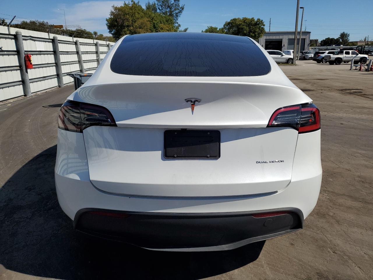 2024 TESLA MODEL Y - Image 6
