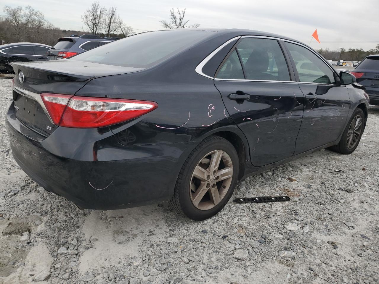2017 TOYOTA CAMRY LE - Фото 3