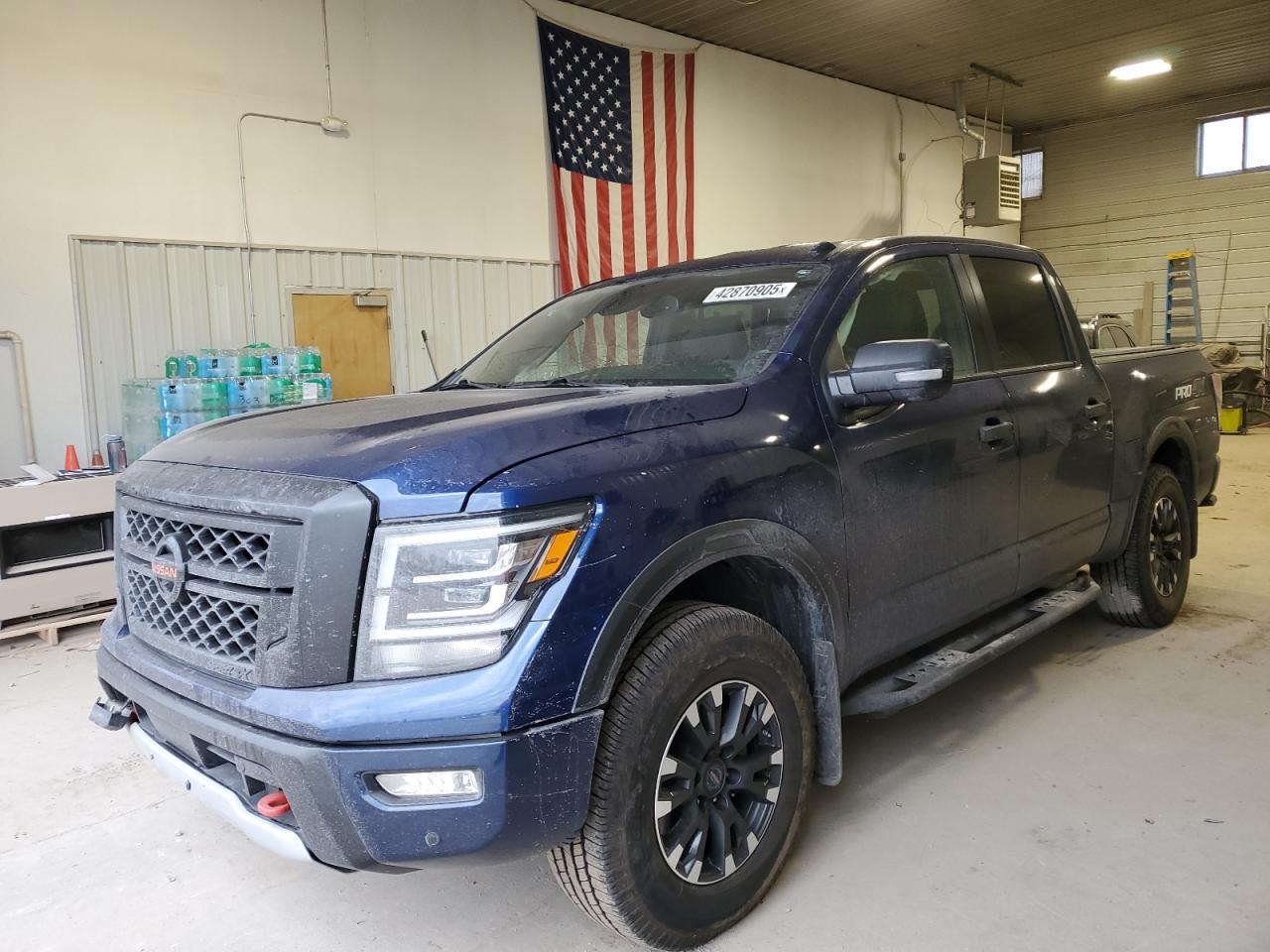 2021 NISSAN TITAN SV