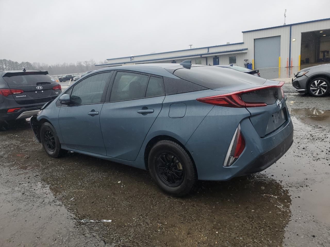 2022 TOYOTA PRIUS PRIM - Фото 2