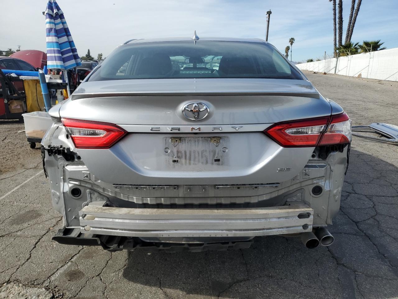 2020 TOYOTA CAMRY SE - Image 6
