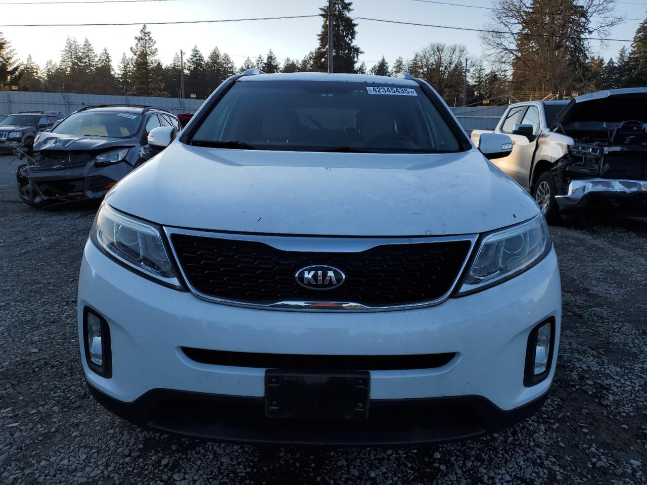 2015 KIA SORENTO LX - Image 5