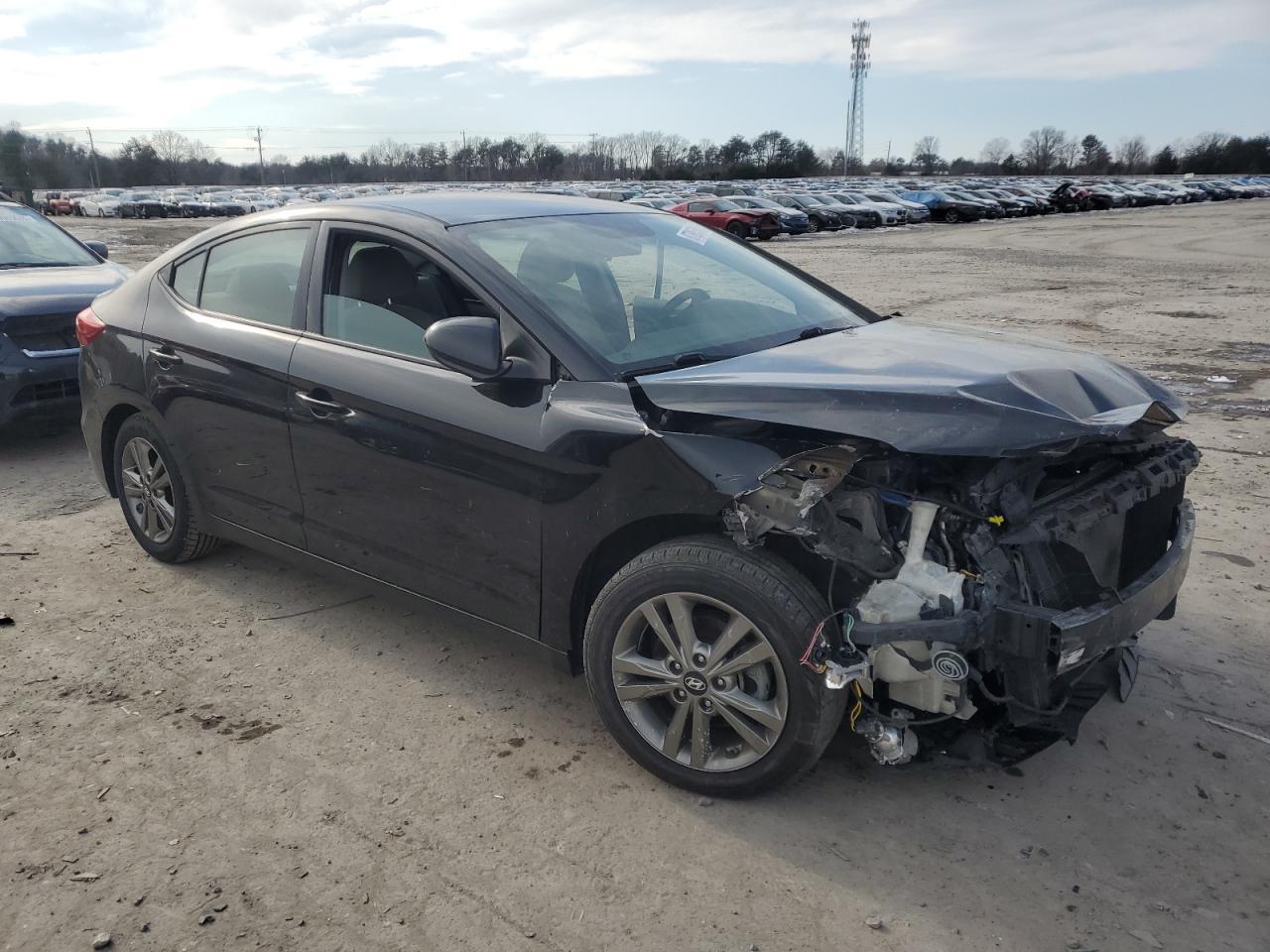 2017 HYUNDAI ELANTRA SE - Image 4