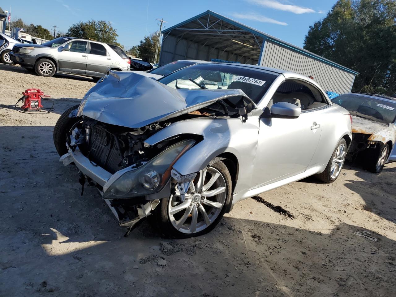 2011 INFINITI G37 BASE