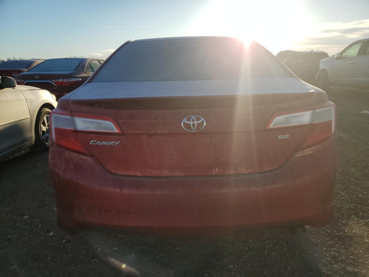 2014 TOYOTA CAMRY L - Image 6