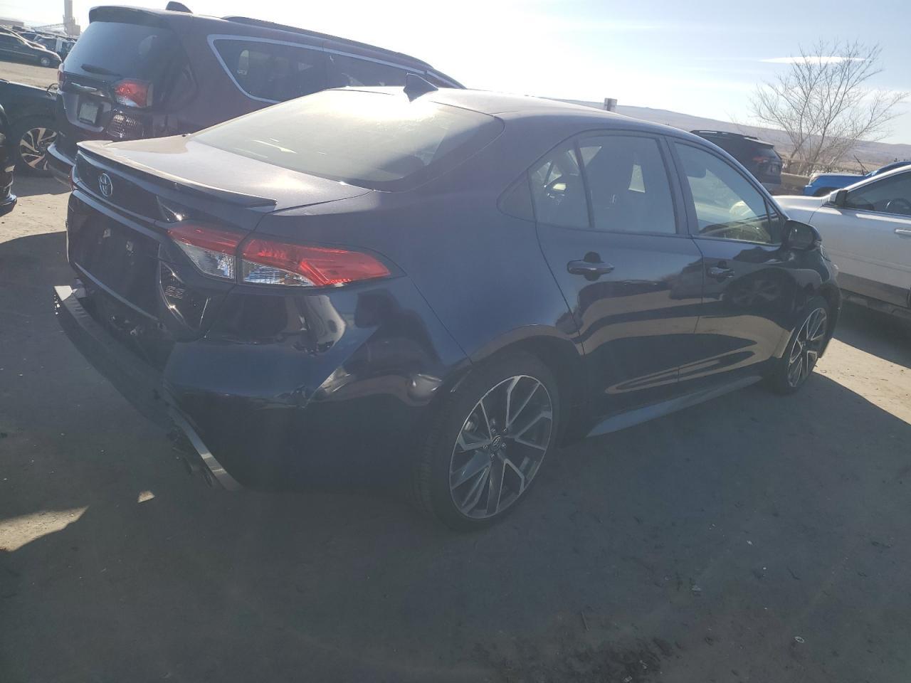 2020 TOYOTA COROLLA SE - Image 3