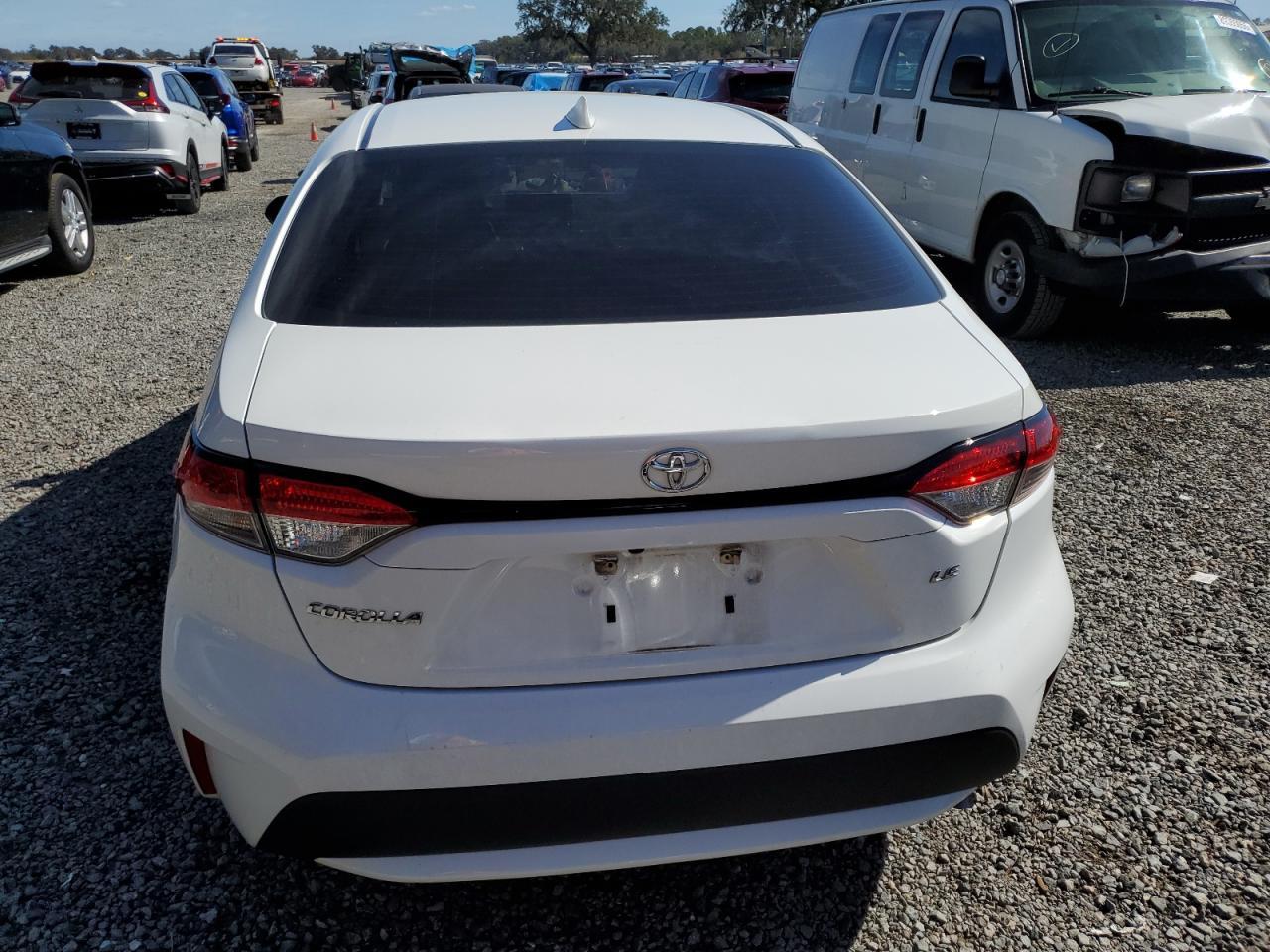 2021 TOYOTA COROLLA LE - Фото 6