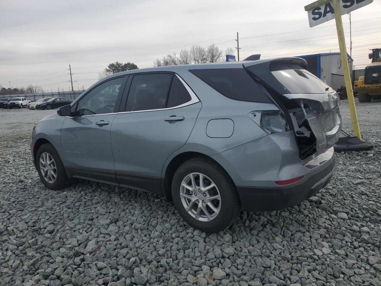 2024 CHEVROLET EQUINOX LT - Фото 2