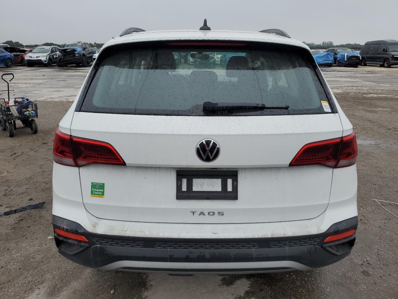 2023 VOLKSWAGEN TAOS S - Image 6