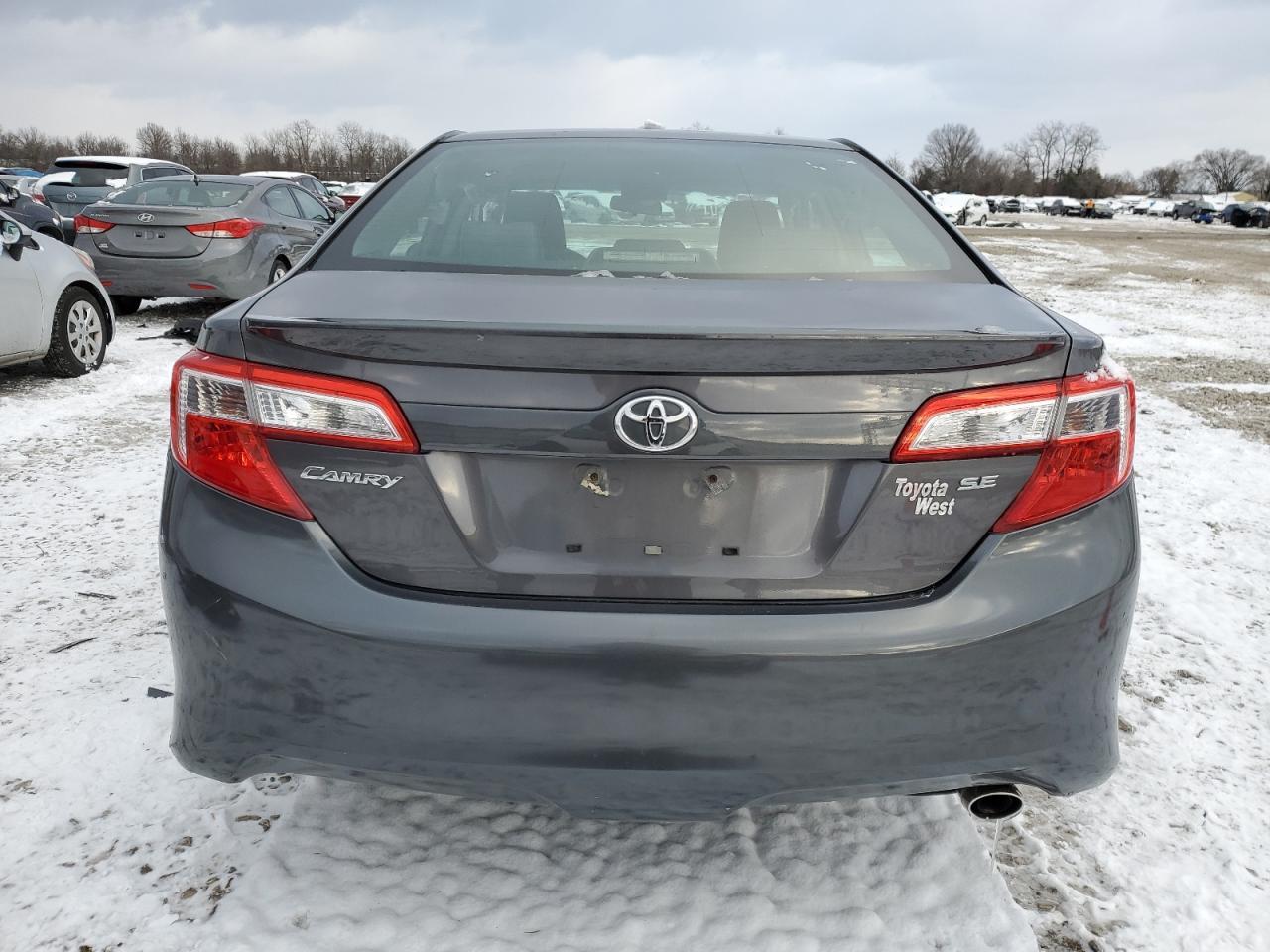 2014 TOYOTA CAMRY L - Фото 6