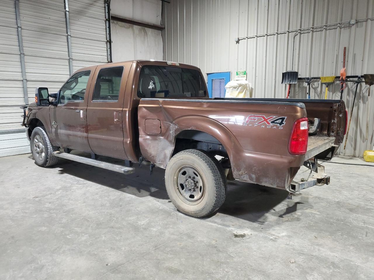 2012 FORD F250 SUPER - Фото 2
