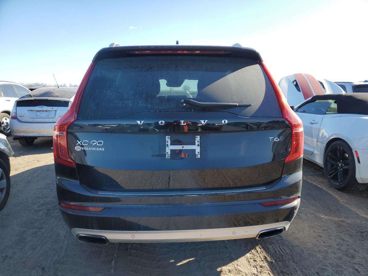 2016 VOLVO XC90 T6 - Фото 6