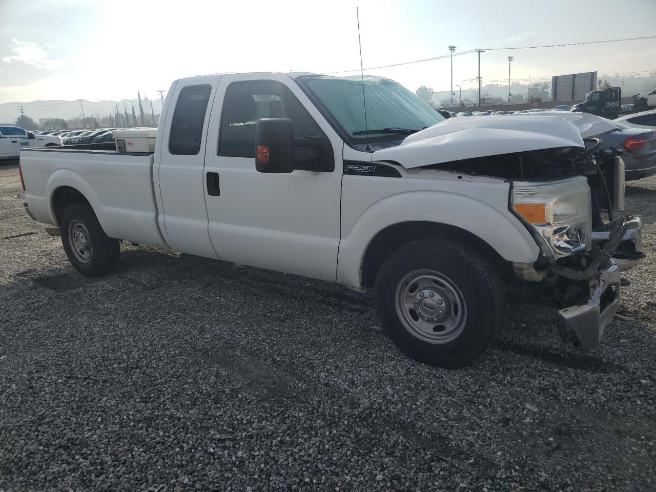 2015 FORD F250 SUPER - Фото 4