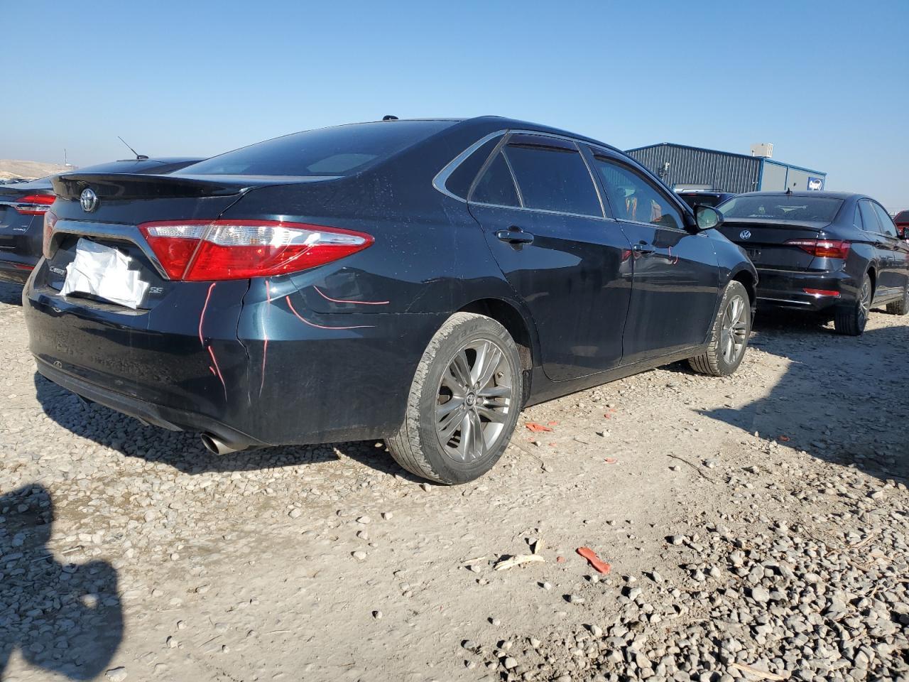 2017 TOYOTA CAMRY LE - Image 3