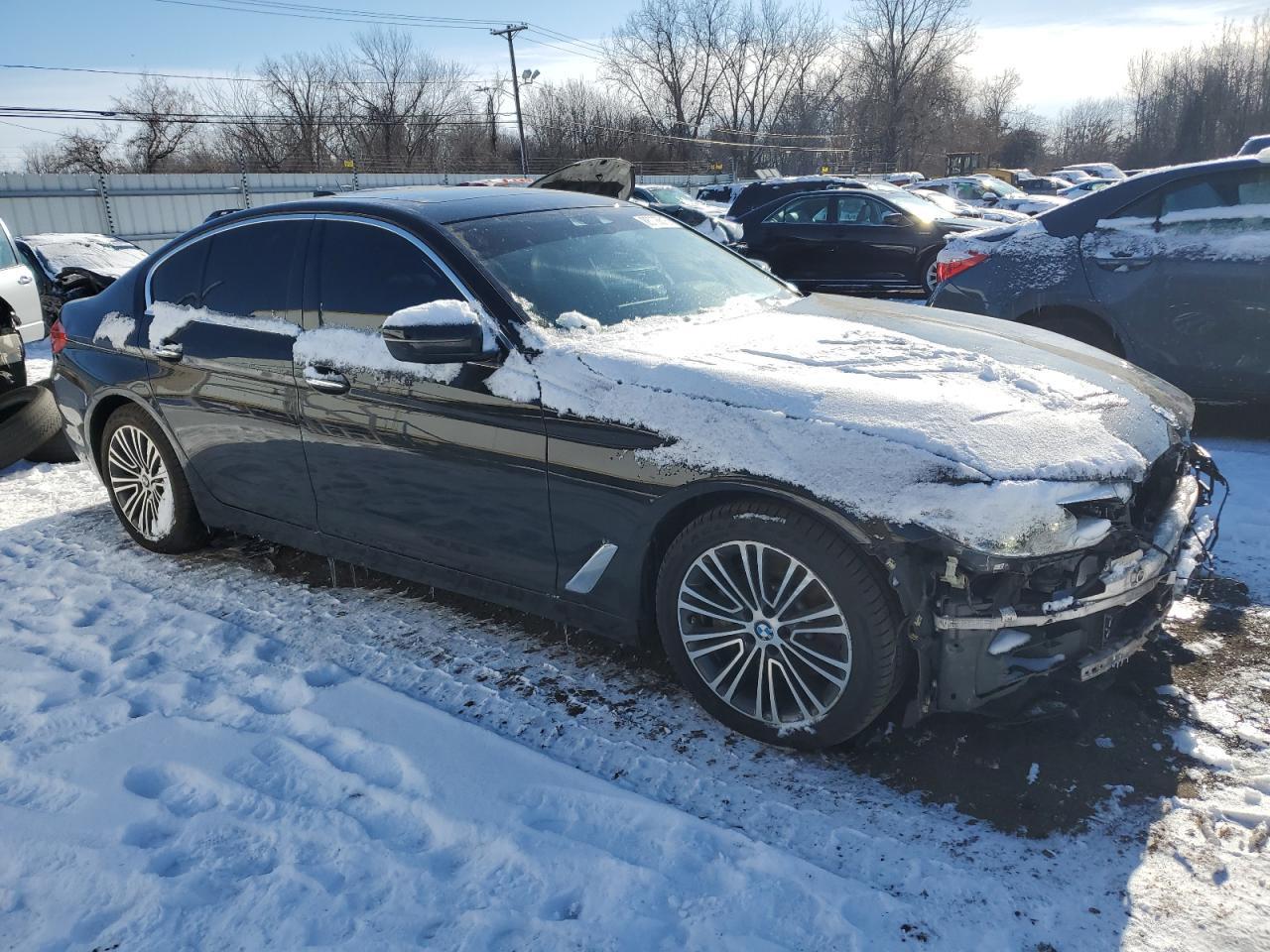 2018 BMW 530 XI - Image 4