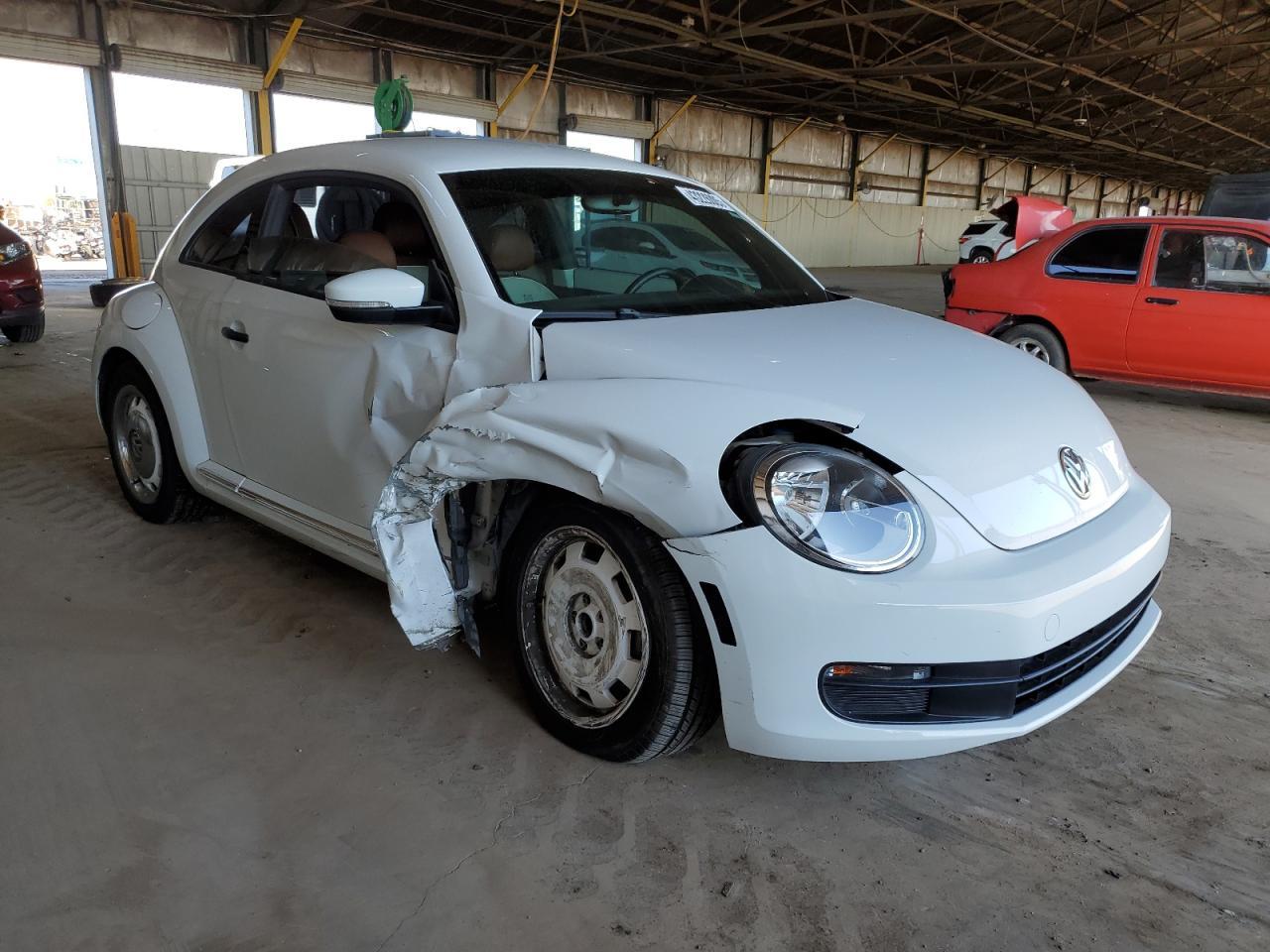 2015 VOLKSWAGEN BEETLE 1.8 - Фото 4