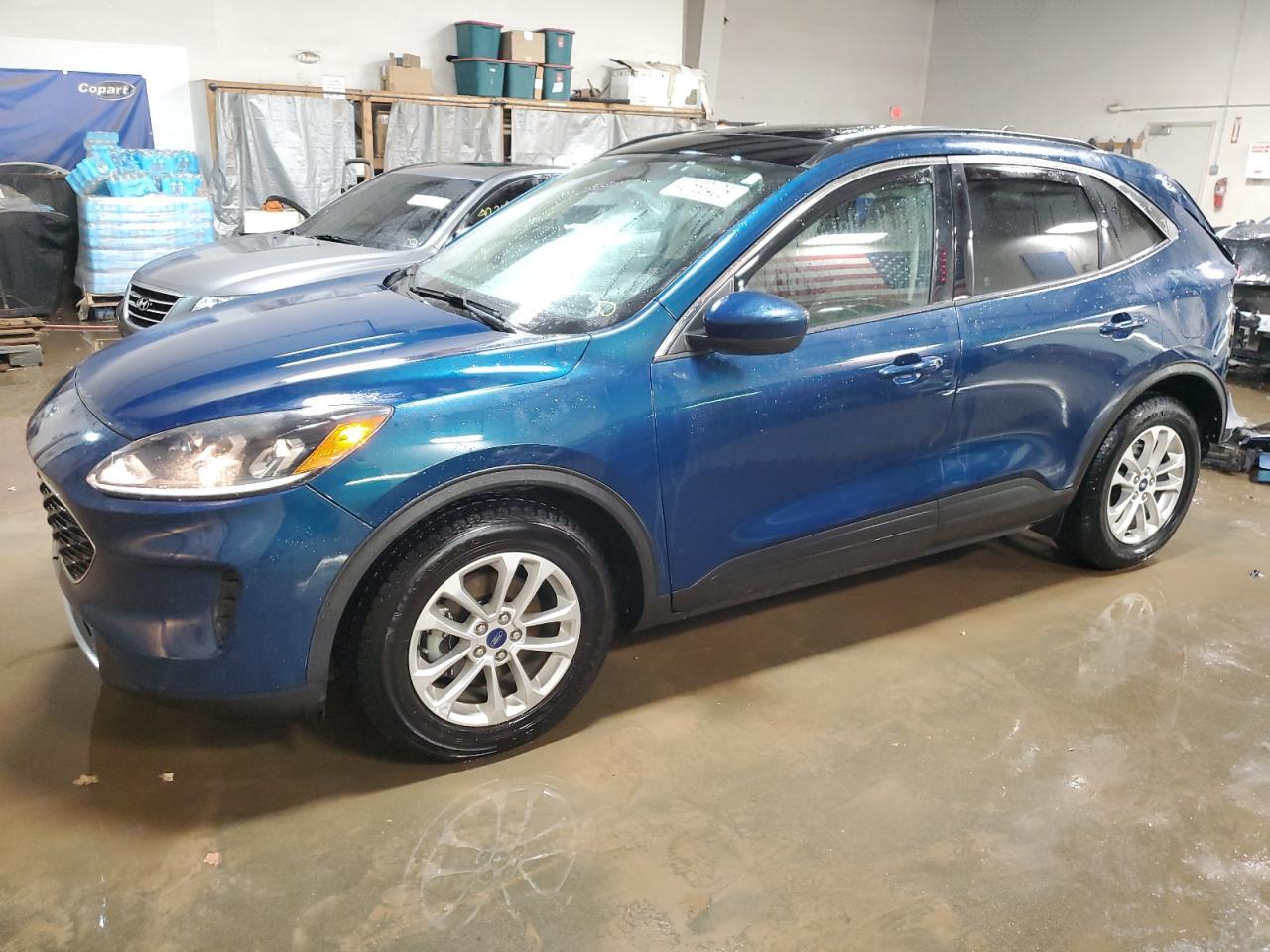 2020 FORD ESCAPE SE
