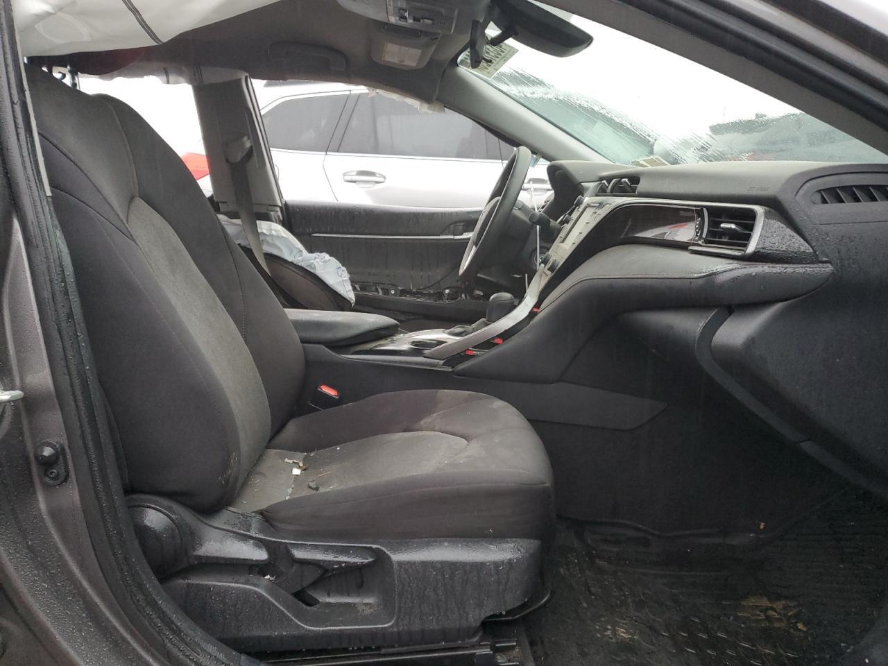 2020 TOYOTA CAMRY LE - Image 7