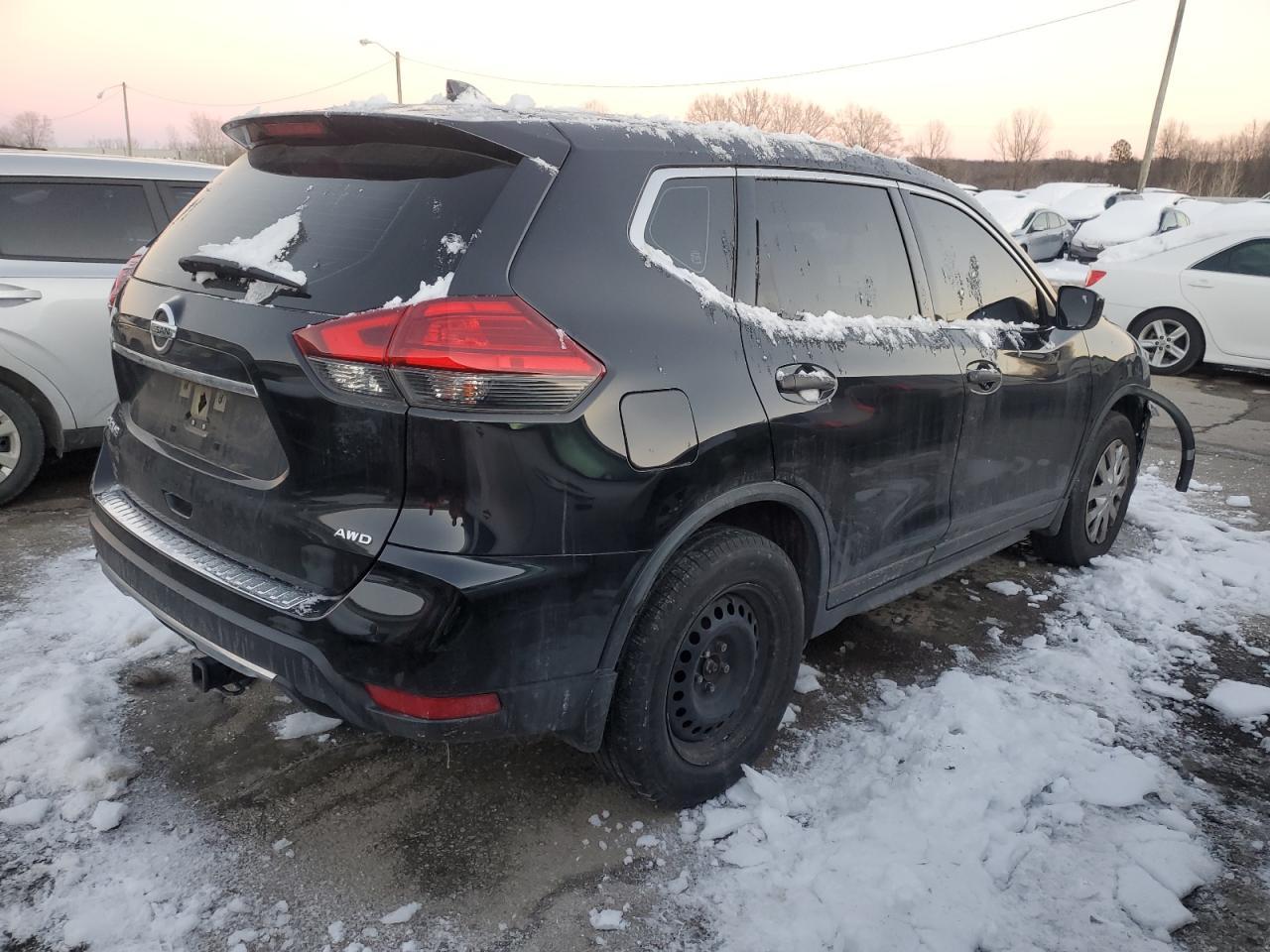 2017 NISSAN ROGUE S - Фото 3