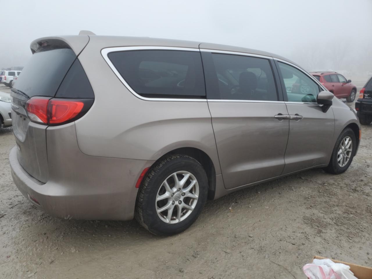 2017 CHRYSLER PACIFICA T - Image 3
