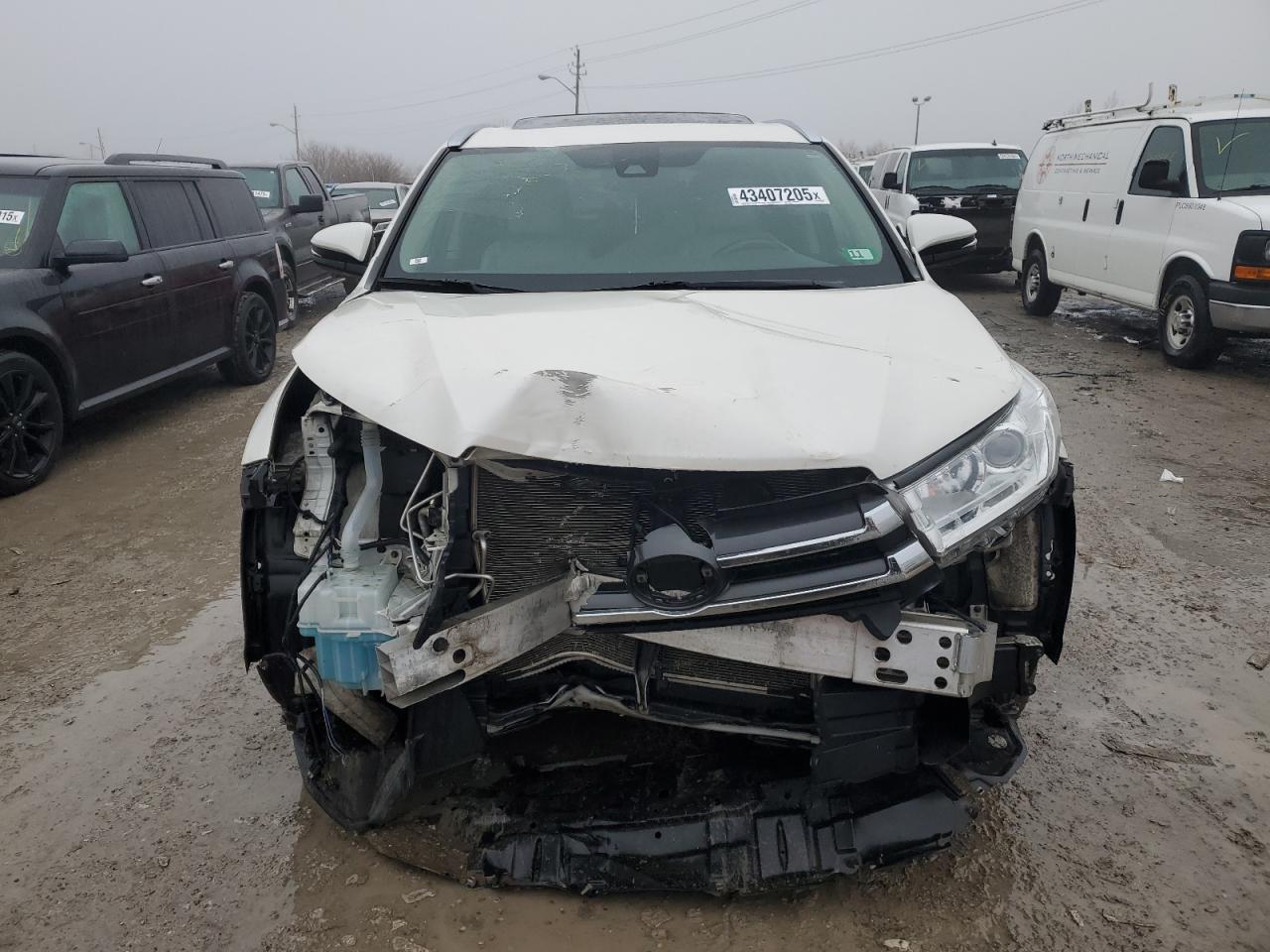 2019 TOYOTA HIGHLANDER - Image 5
