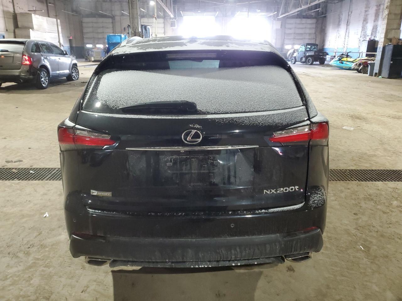 2017 LEXUS NX 200T BA - Фото 6