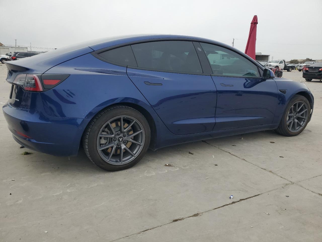 2021 TESLA MODEL 3 - Фото 3