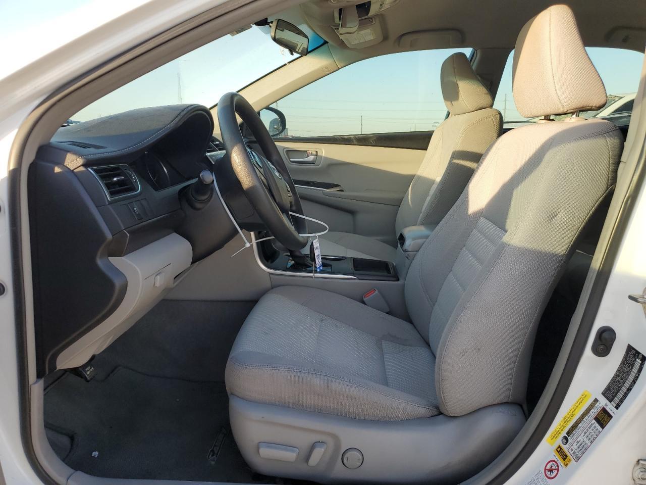 2017 TOYOTA CAMRY LE - Image 7