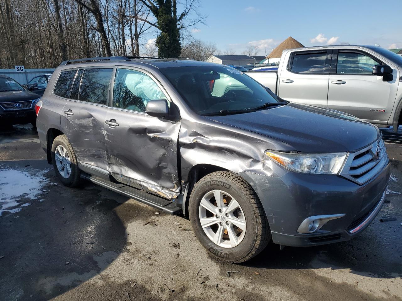 2012 TOYOTA HIGHLANDER - Image 4