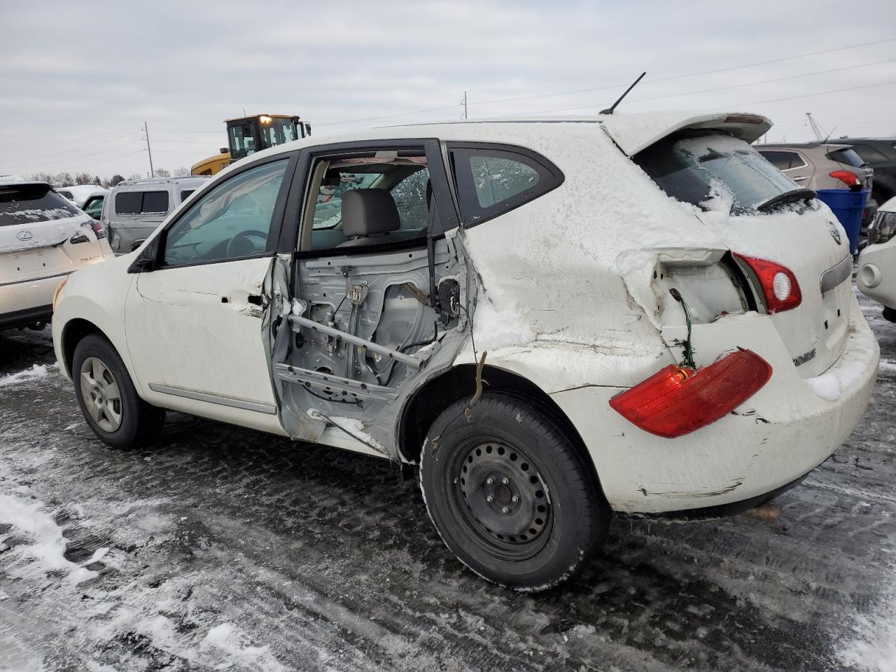 2013 NISSAN ROGUE S - Фото 2