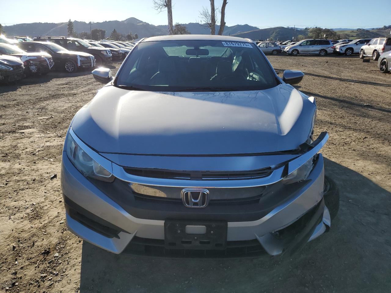 2017 HONDA CIVIC LX - Фото 5