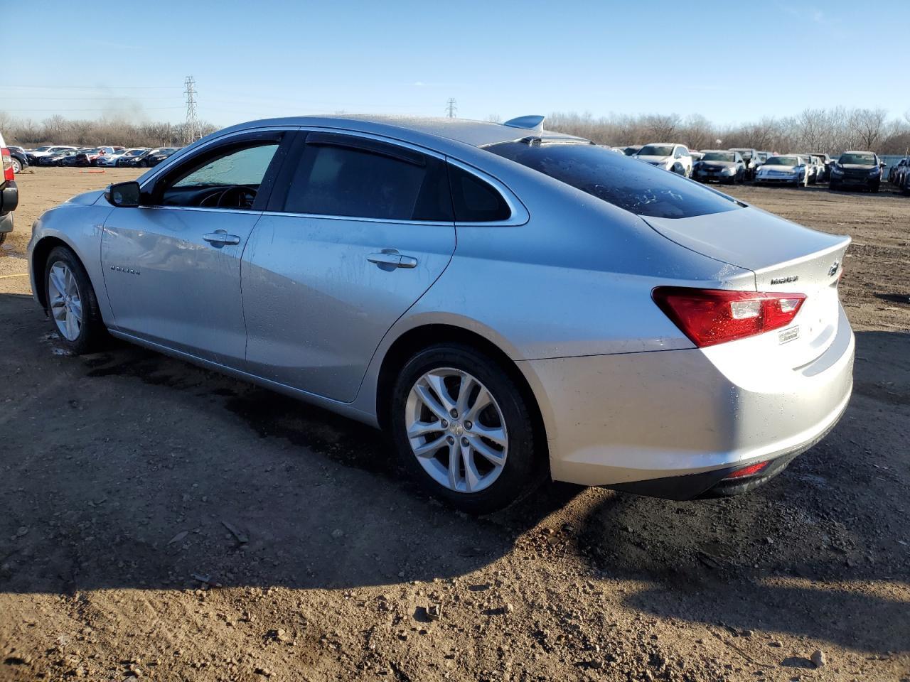 2017 CHEVROLET MALIBU LT - Image 2